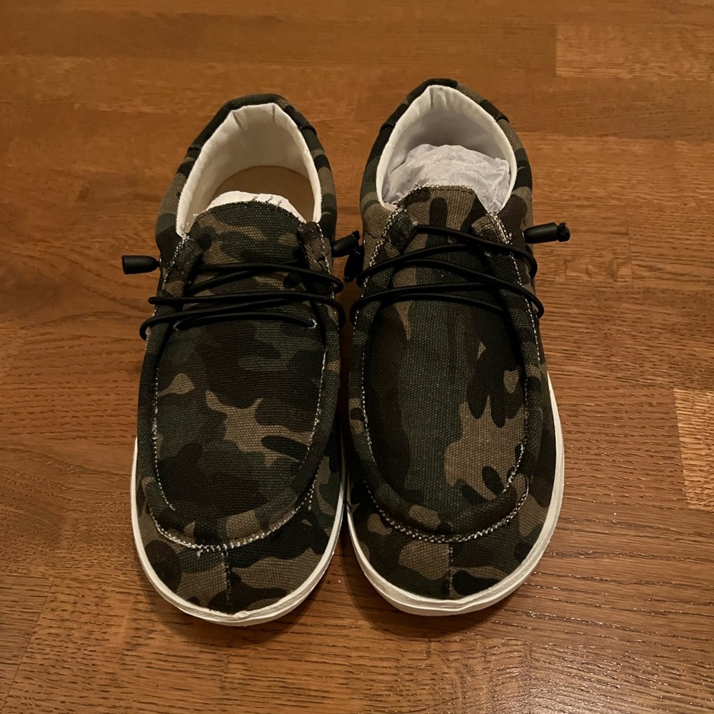 Camo shoes